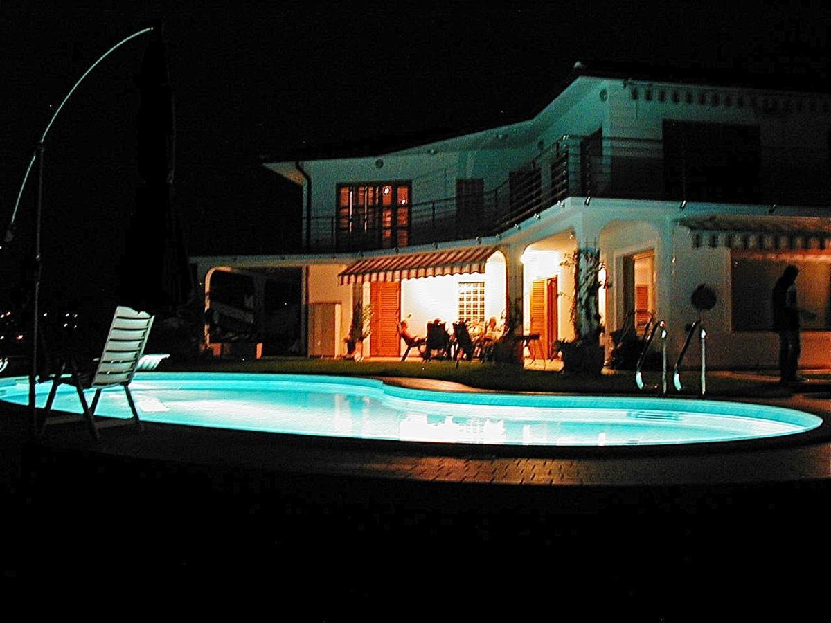 Relax Vila Kampel Koper Luaran gambar